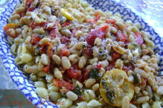 Macaroni with Fresh Tomatoes and Beans