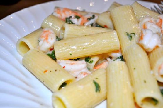 Garlic & Shrimp Pasta