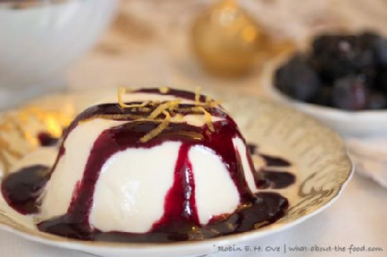 Ginger-Lemon Panna Cotta with Brandied Berry Sauce