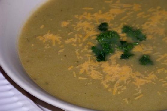 Light Cream Of Broccoli Soup With Cheddar Cheese