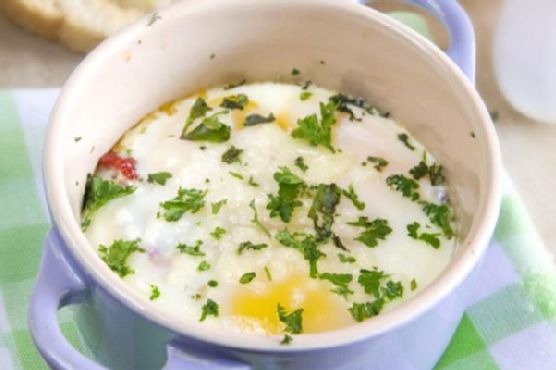 Sun Dried Tomato and Herb Baked Eggs