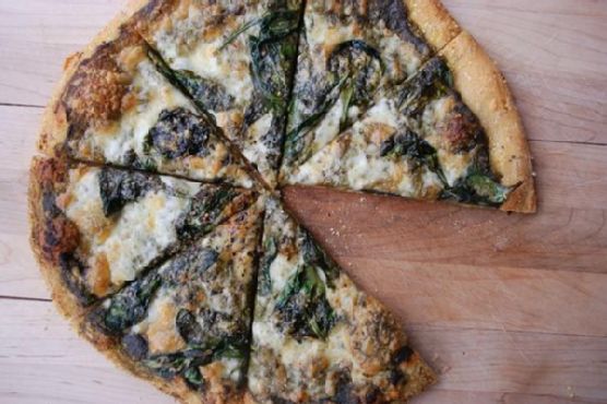 Thin Crust Spinach Parmesan Pizza
