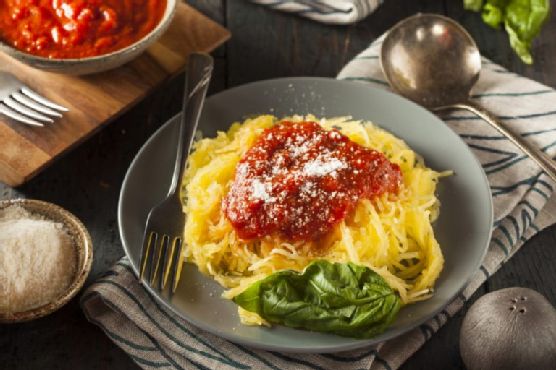 Spaghetti Squash & Tomato Basil Meat Sauce